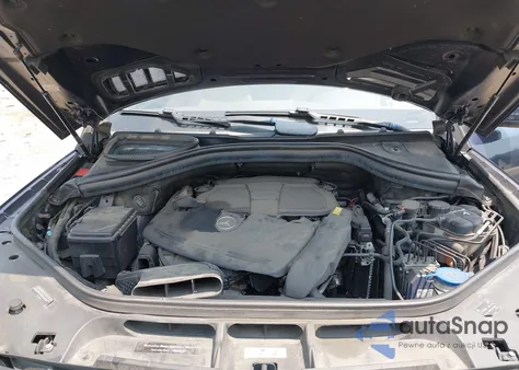 2015 Mercedes-Benz Ml 350 4Matic z USA, uszkodzony, nr VIN 4JGDA5HB0FA553859